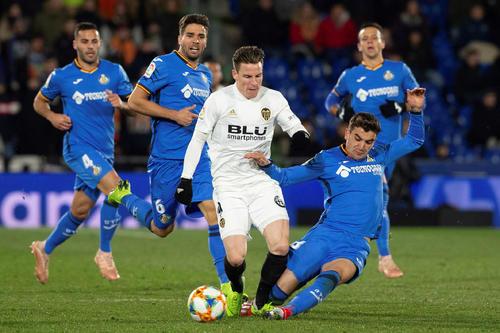 这让他远离 这让他远离