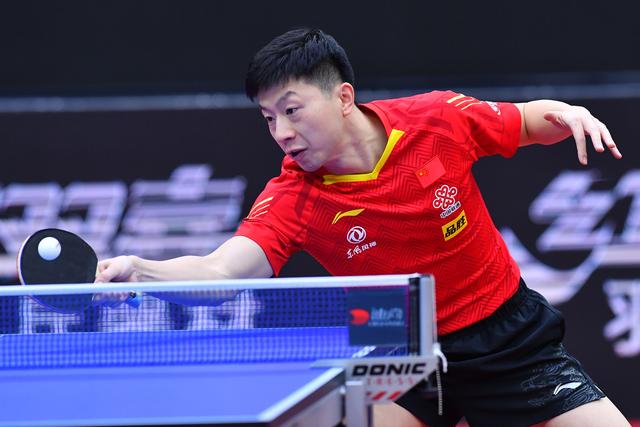 的战略封锁 的战略封锁