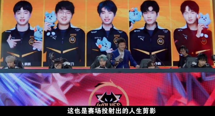 一个开放 一个开放