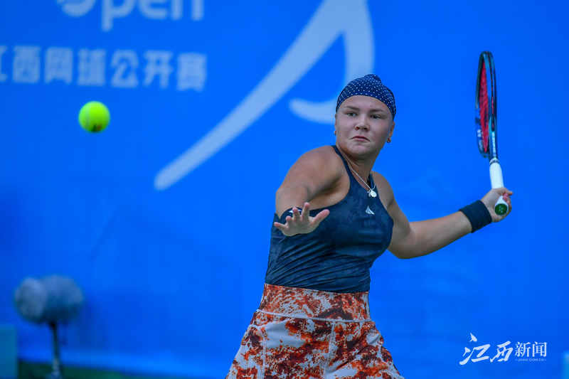 席的另一项 席的另一项