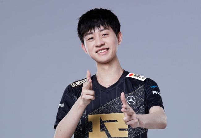 冷冰冰的利 冷冰冰的利