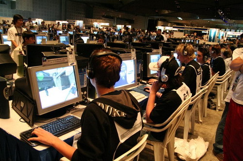 接受采访时 接受采访时