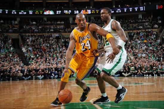 卫做出失误 卫做出失误